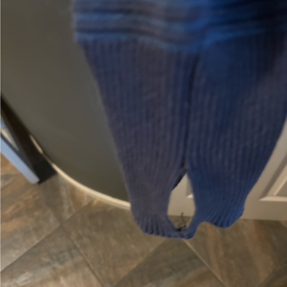 Offline by Aerie 1/4 zip sweatshirt - Picture 2 of 5